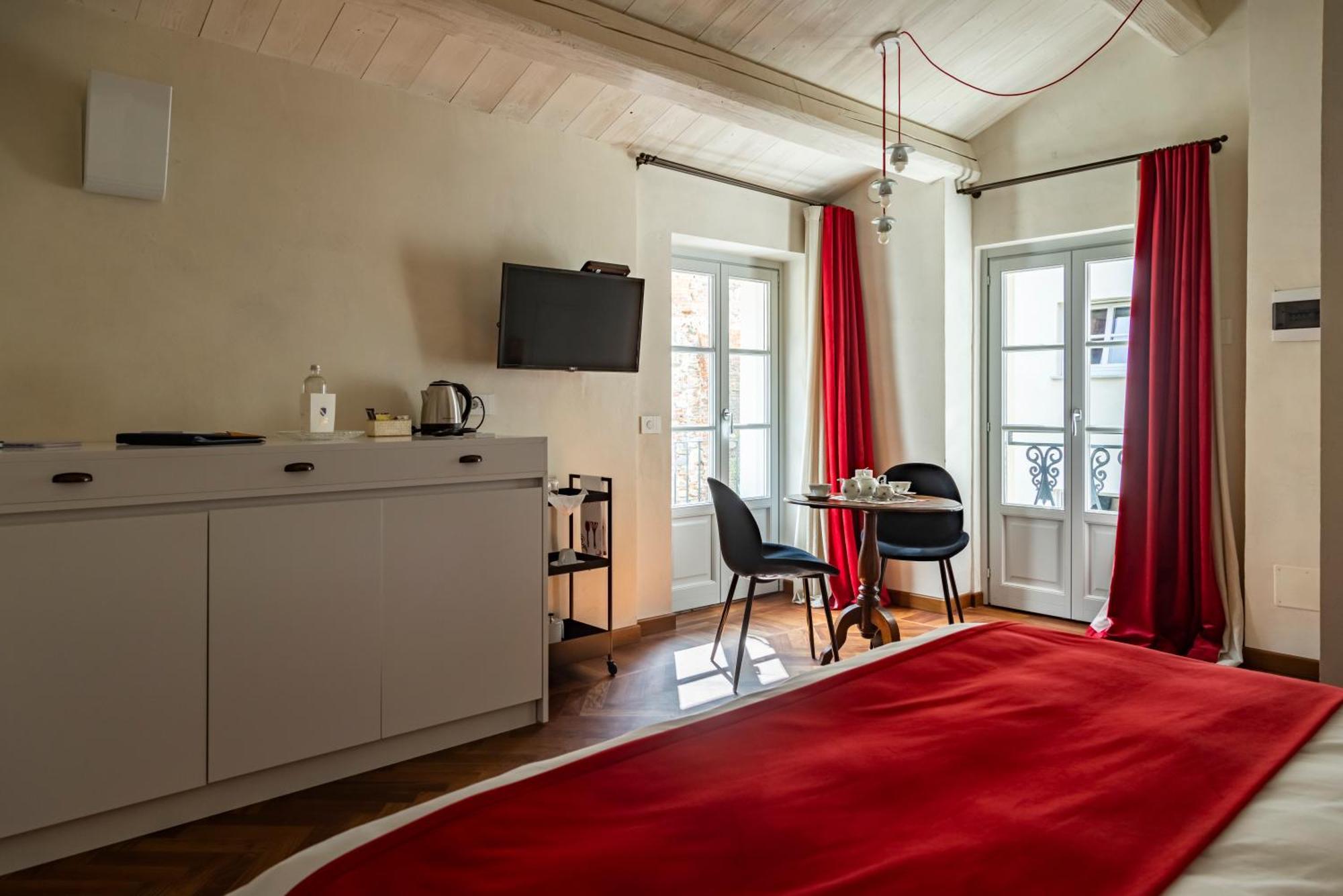 לינה וארוחת בוקר Mondovì Palazzo Fauzone Relais מראה חיצוני תמונה